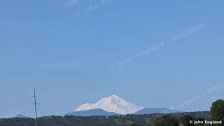 Mt. Shasta from Tehama County – Snow-covered Mt. Shasta on a clear spring day from Tehama County near Red Bluff, CA, Apr 1, 2024.